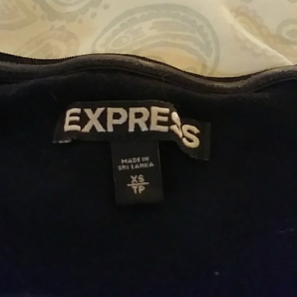 Express top - Picture 2 of 3